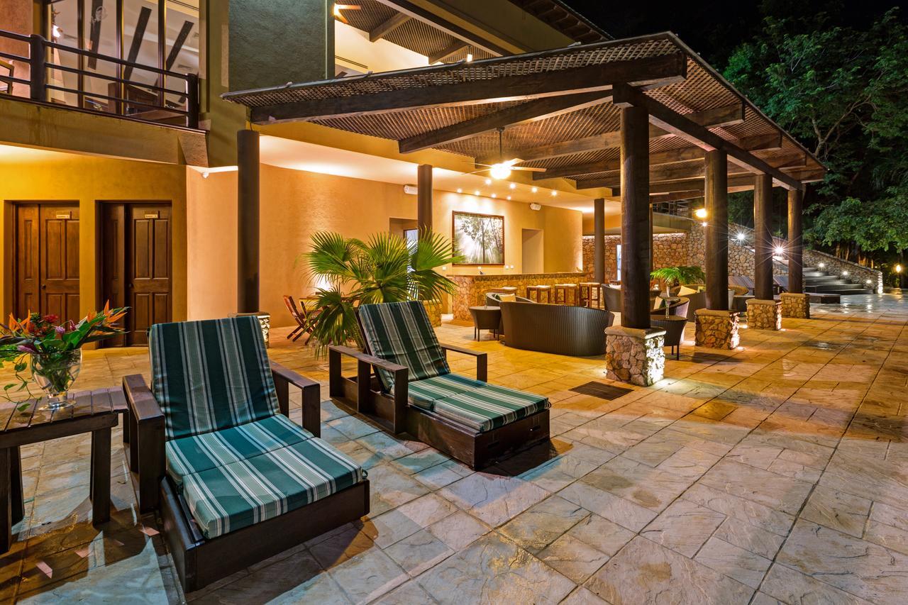 Las Lagunas Boutique Hotel Флорес Экстерьер фото